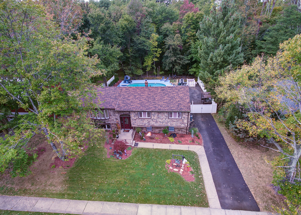 26 Nance Rd, West Orange, NJ United Real Estate Roberto A. Sanchez